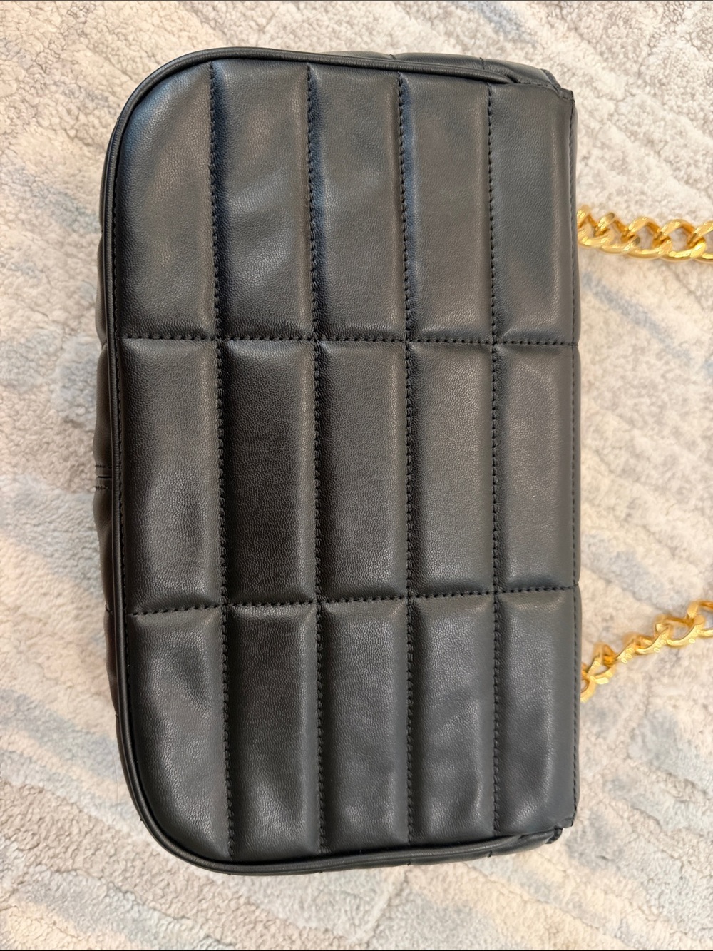 Celine Matelasse MonochromeQuilted Leather Shoulder Bag in Black with Gold Chain - Picture 8 of 15